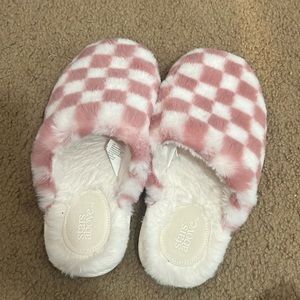Checkers slippers
